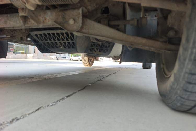 Used Wuling Rongguang 2011 1.2L Comfort Model Chassis Front Left