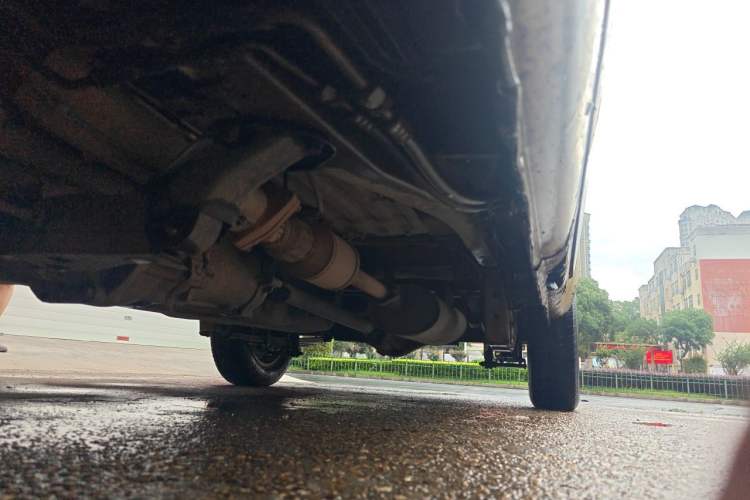 Used Wuling Rongguang 2011 1.2L Standard Version Chassis Front Left