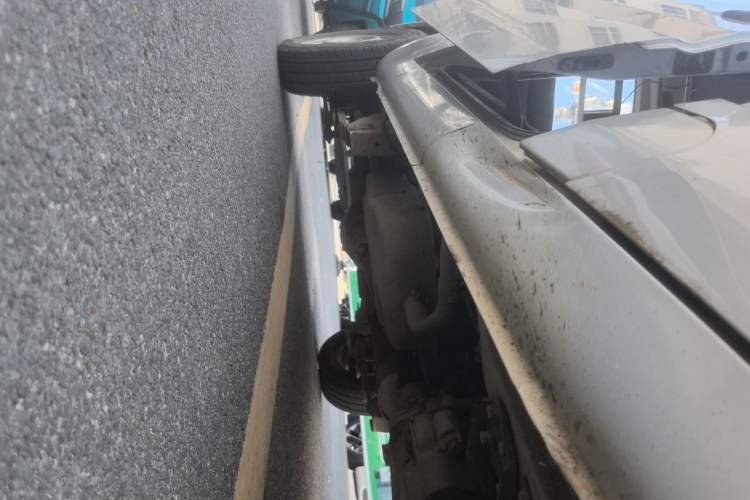Used Wuling Rongguang 2011 1.2L Base Version Chassis Front Right