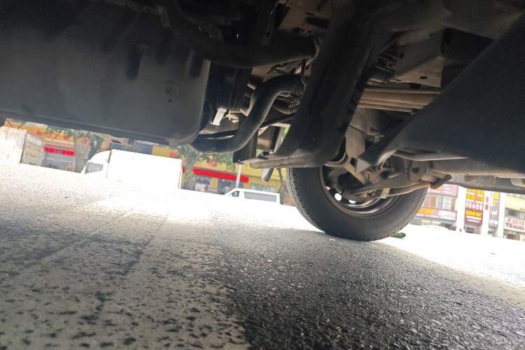 Used Wuling Rongguang 2011 1.5L Base Version Chassis Front Right