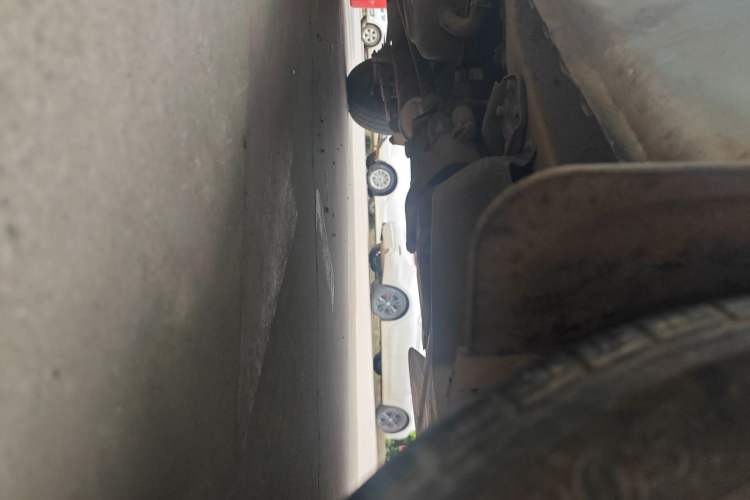Used Wuling Rongguang 2011 1.2L Base Version Chassis Front Right