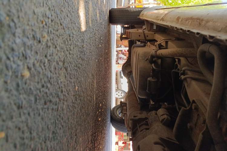 Used Wuling Rongguang 2011 1.5L Base Version Chassis Front Right