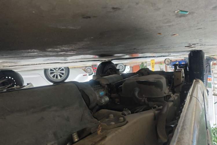 Used Wuling Rongguang 2011 1.2L Base Version Chassis Front Right