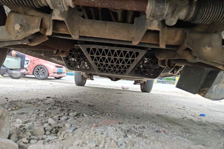Used Wuling Rongguang 2011 1.2L Comfort Model Chassis Front