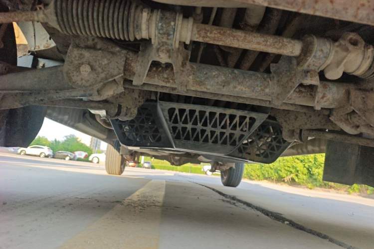 Used Wuling Rongguang 2011 1.2L Comfort Model Chassis Front