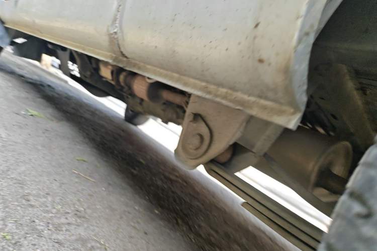 Used Wuling Rongguang 2011 1.2L Base Version Chassis Rear Left