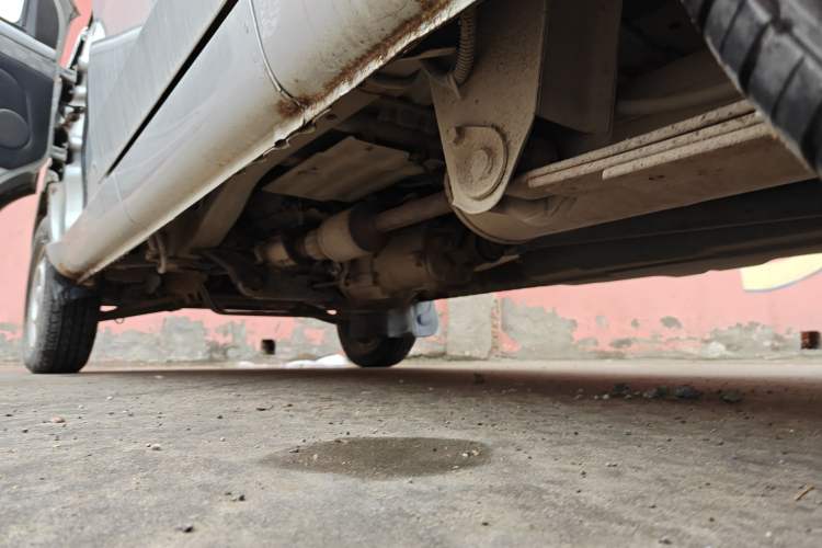 Used Wuling Rongguang 2011 1.2L Base Version Chassis Rear Left