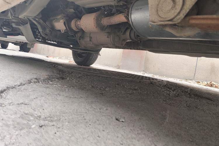 Used Wuling Rongguang 2011 1.2L Base Version Chassis Rear Left