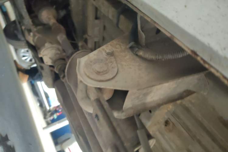 Used Wuling Rongguang 2011 1.2L Base Version Chassis Rear Left