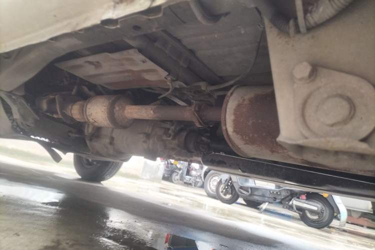 Used Wuling Rongguang 2011 1.2L Comfort Model Chassis Rear Left
