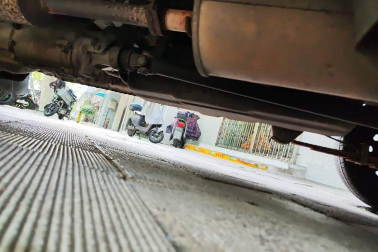 Used Wuling Rongguang 2011 1.2L Base Version Chassis Rear Left