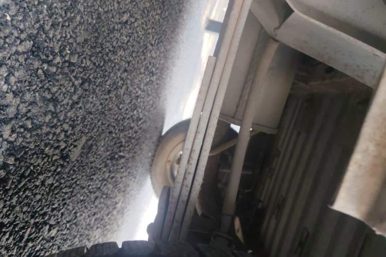 Used Wuling Rongguang 2011 1.2L Base Version Chassis Rear Left