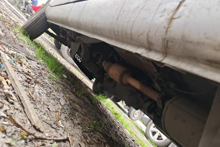 Used Wuling Rongguang 2011 1.2L Base Version Chassis Rear Left