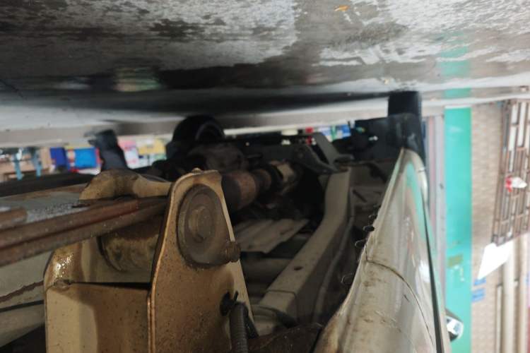Used Wuling Rongguang 2011 1.2L Base Version Chassis Rear Left