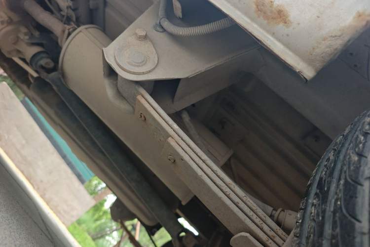 Used Wuling Rongguang 2011 1.2L Base Version Chassis Rear Left