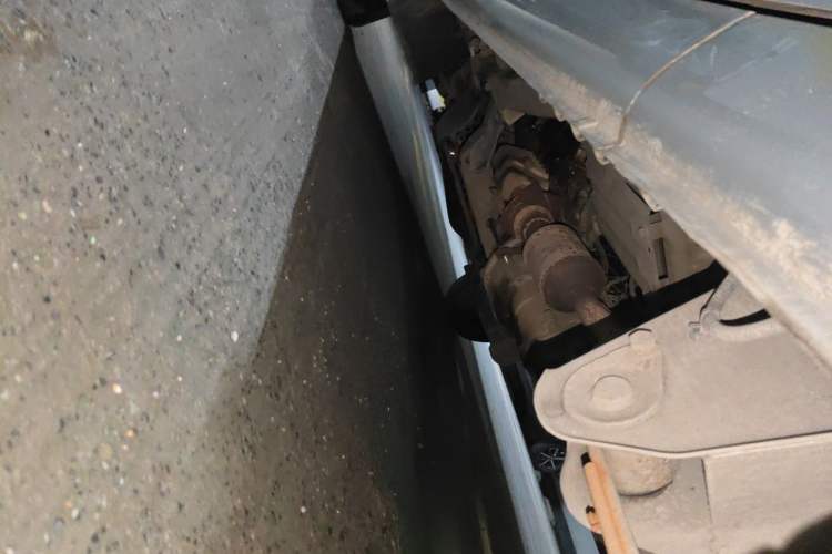 Used Wuling Rongguang 2011 1.2L Base Version Chassis Rear Left
