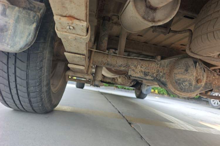 Used Wuling Rongguang 2011 1.2L Comfort Model Chassis Rear Left