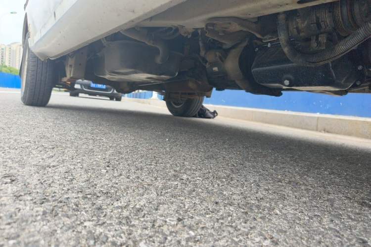 Used Wuling Rongguang 2011 1.2L Standard Version Chassis Rear Right