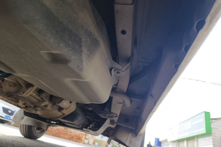 Used Wuling Rongguang 2011 1.2L Base Version Chassis Rear Right