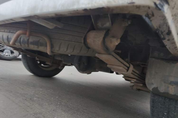 Used Wuling Rongguang 2011 1.2L Base Version Chassis Rear Right