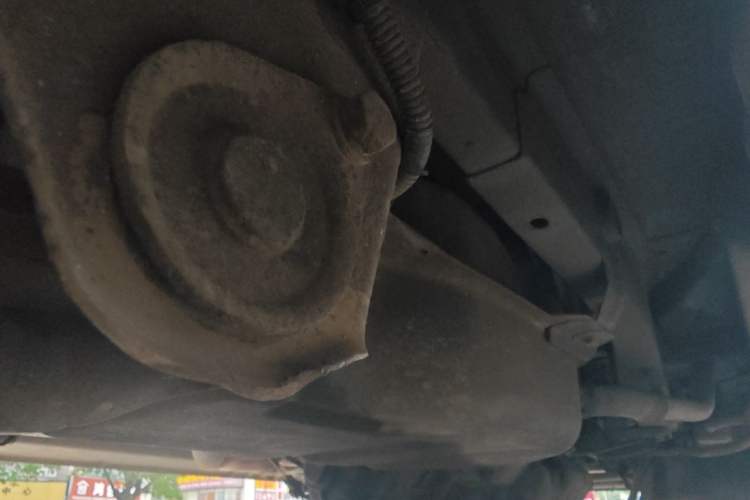 Used Wuling Rongguang 2011 1.5L Base Version Chassis Rear Right