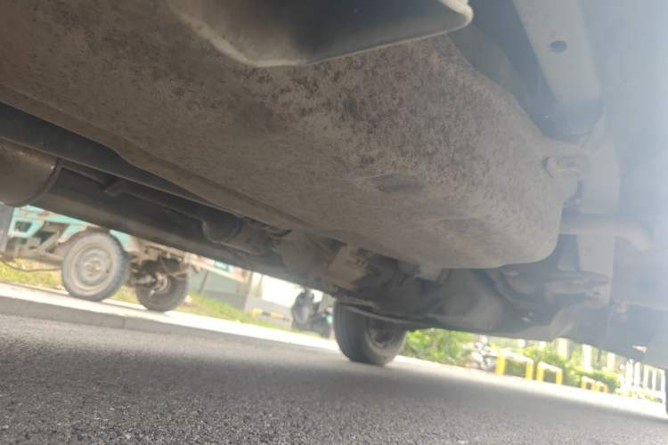 Used Wuling Rongguang 2011 1.2L Base Version Chassis Rear Right