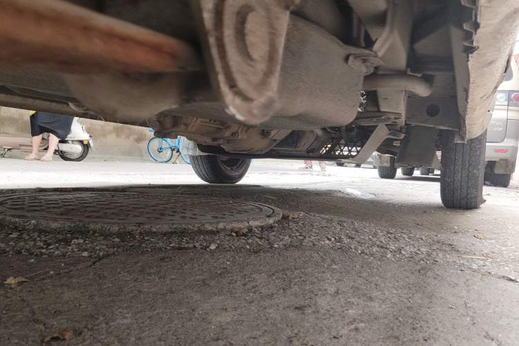 Used Wuling Rongguang 2011 1.2L Base Version Chassis Rear Right