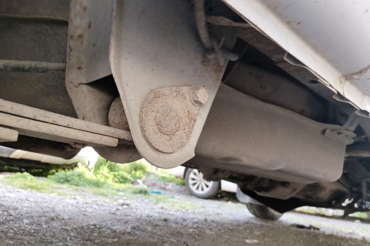 Used Wuling Rongguang 2011 1.2L Base Version Chassis Rear Right