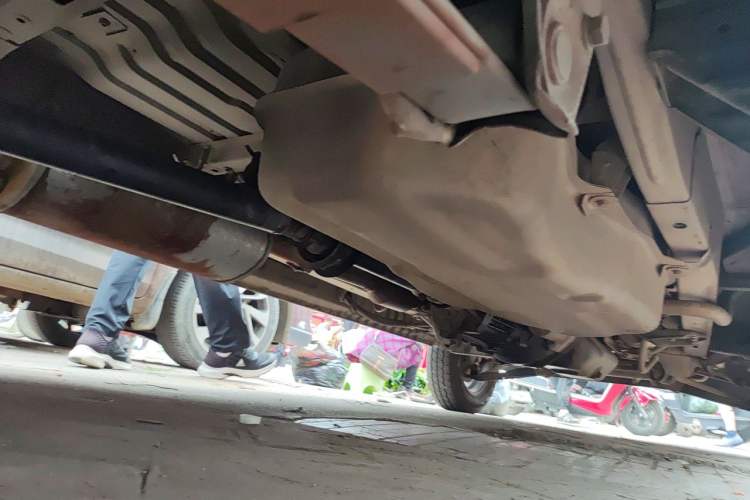 Used Wuling Rongguang 2011 1.2L Base Version Chassis Rear Right
