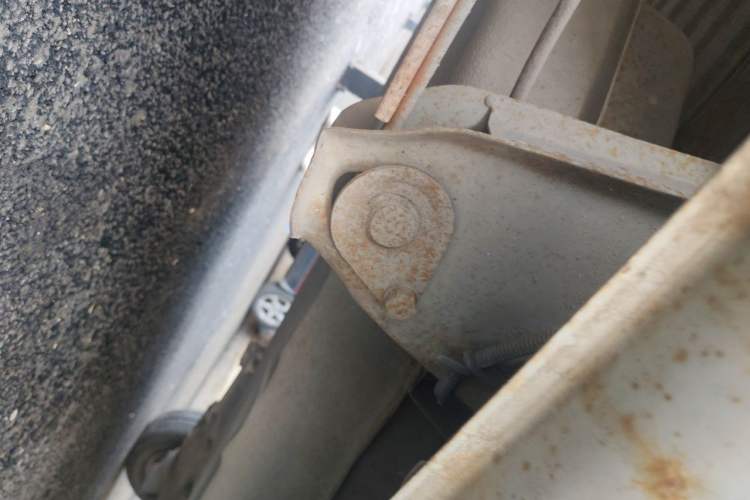 Used Wuling Rongguang 2011 1.2L Base Version Chassis Rear Right