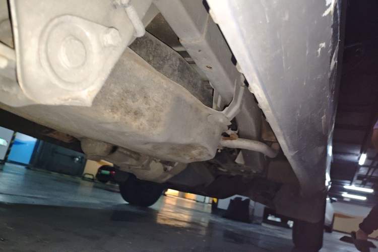 Used Wuling Rongguang 2011 1.2L Base Version Chassis Rear Right