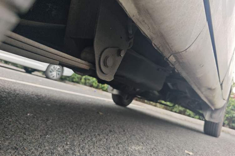 Used Wuling Rongguang 2011 1.2L Base Version Chassis Rear Right