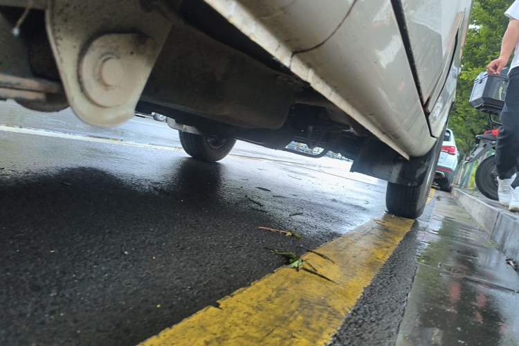 Used Wuling Rongguang 2011 1.2L Base Version Chassis Rear Right