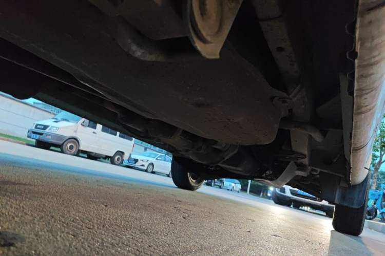 Used Wuling Rongguang 2011 1.2L Base Version Chassis Rear Right