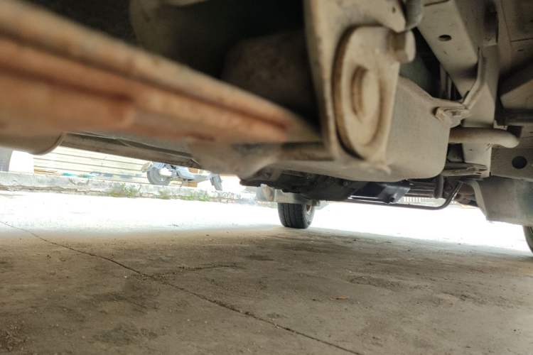 Used Wuling Rongguang 2011 1.2L Standard Version Chassis Rear Right