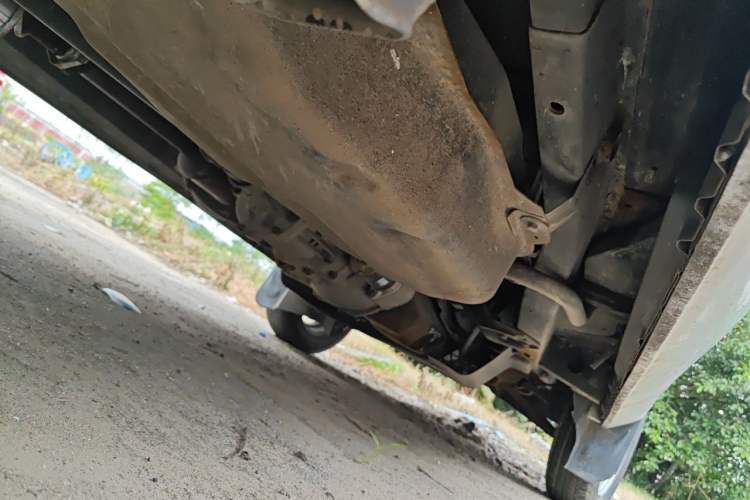 Used Wuling Rongguang 2011 1.2L Comfort Model Chassis Rear Right