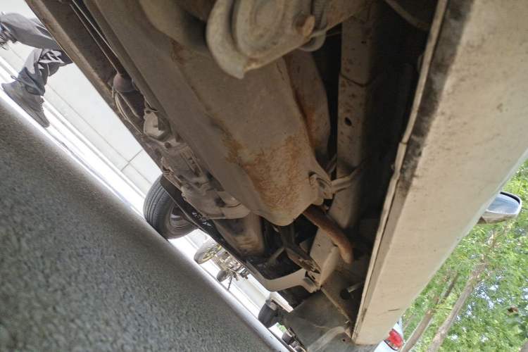 Used Wuling Rongguang 2011 1.2L Standard Version Chassis Rear Right