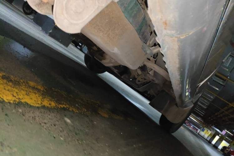 Used Wuling Rongguang 2011 1.2L Base Version Chassis Rear Right