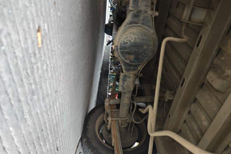 Used Wuling Rongguang 2011 1.2L Standard Version Chassis Rear