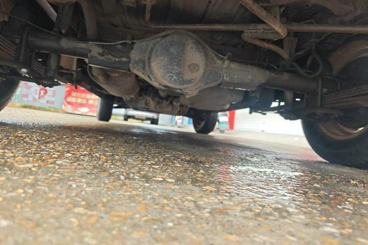 Used Wuling Rongguang 2011 1.2L Standard Version Chassis Rear
