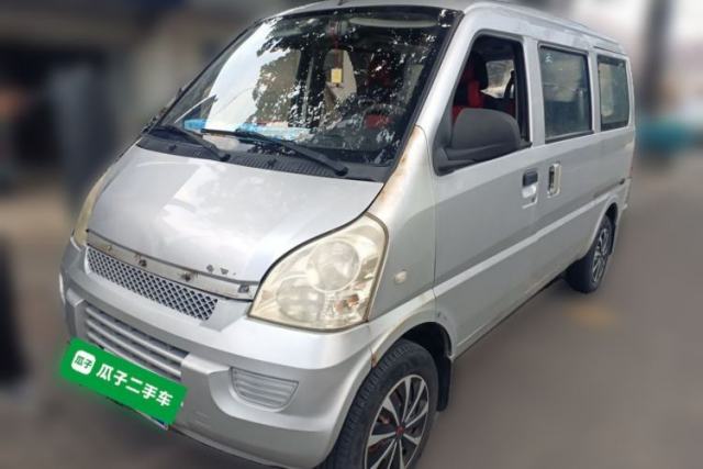 Wuling Rongguang 2011 1.2L Base Version usado