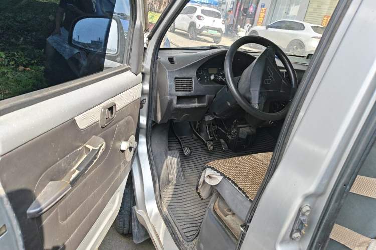 Used Wuling Rongguang 2011 1.2L Base Version Driver Seat