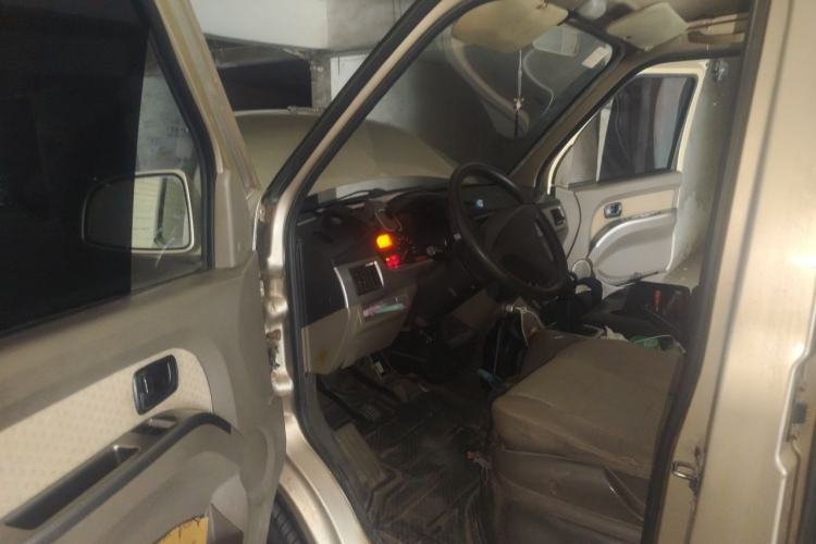 Used Wuling Rongguang 2011 1.2L Standard Version Driver Seat
