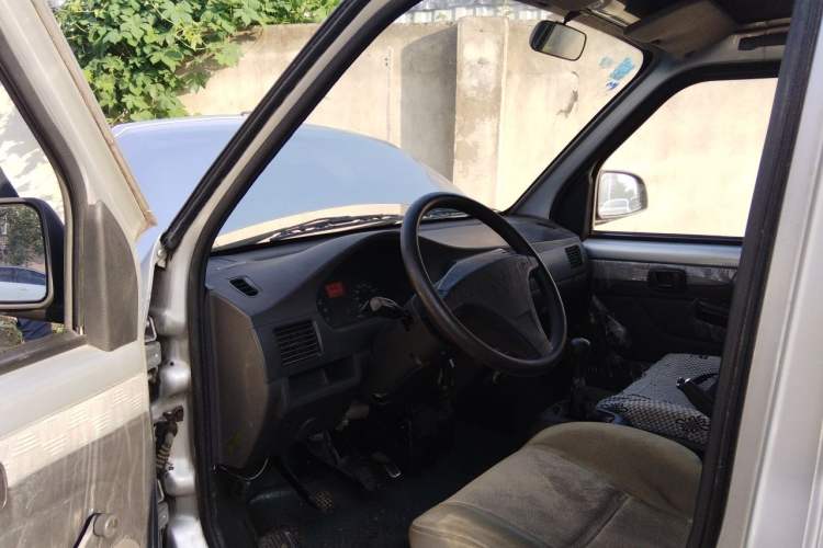 Used Wuling Rongguang 2011 1.2L Base Version Driver Seat