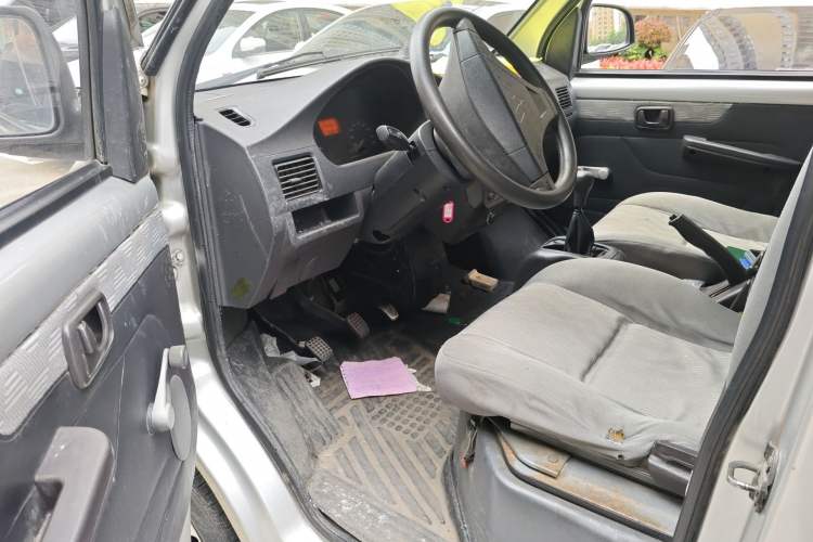 Used Wuling Rongguang 2011 1.2L Base Version Driver Seat