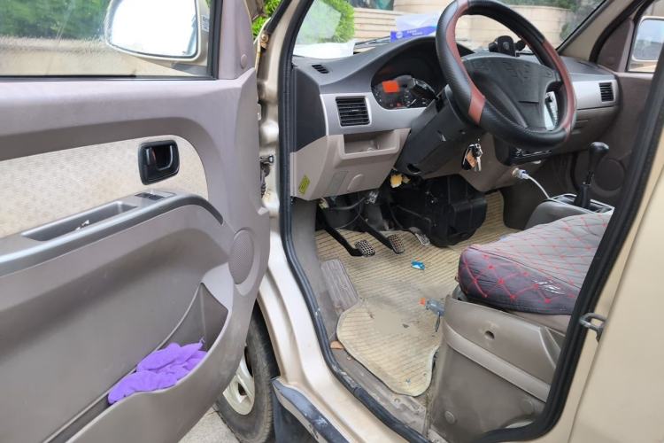 Used Wuling Rongguang 2011 1.2L Standard Version Driver Seat