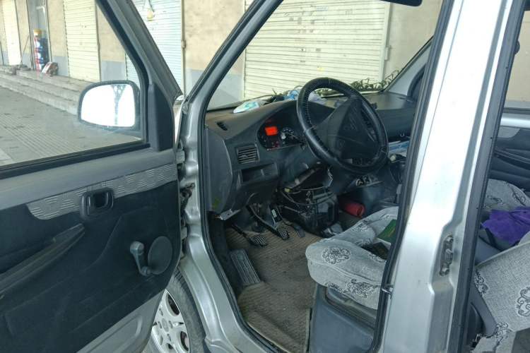 Used Wuling Rongguang 2011 1.2L Base Version Driver Seat