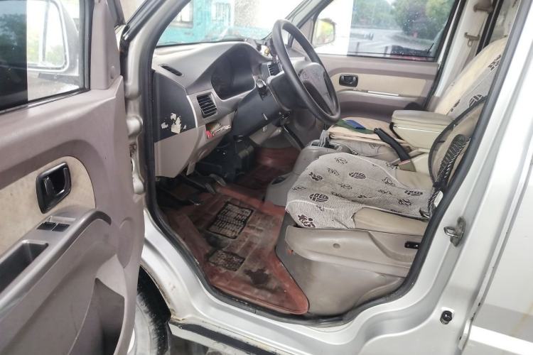 Used Wuling Rongguang 2011 1.2L Comfort Model Driver Seat