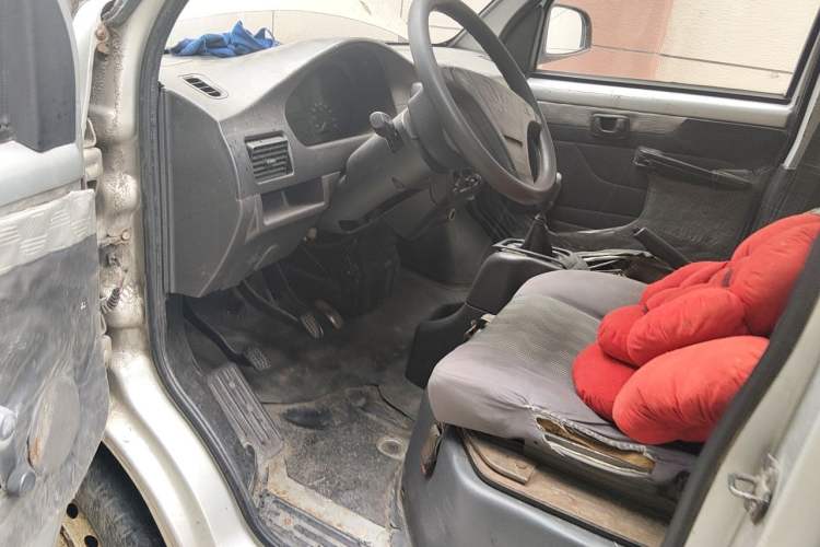 Used Wuling Rongguang 2011 1.2L Base Version Driver Seat