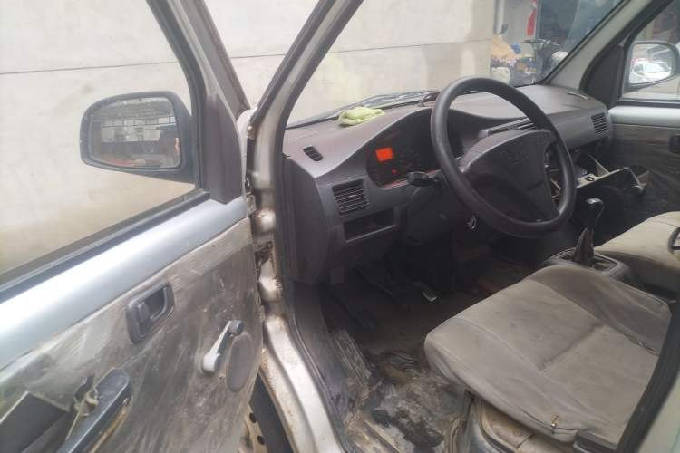 Used Wuling Rongguang 2011 1.2L Comfort Model Driver Seat